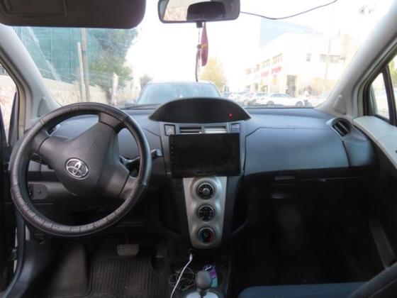 טויוטה יאריס Sol רובוטית 1.3 (87 כ"ס) בנזין 2007 למכירה בירושלים