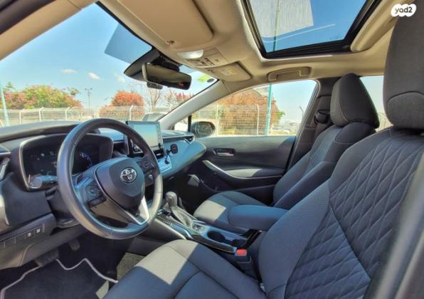 טויוטה קורולה הייבריד Limited סדאן אוט' 1.8 (98 כ''ס) בנזין 2022 למכירה ברחובות