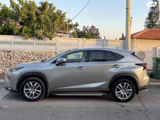 לקסוס NX 4X4 NX200T Premium אוט' 2.0 (238 כ"ס) בנזין 2017 למכירה בקרית אונו