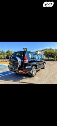 טויוטה לנד קרוזר ארוך 4X4 Luxury אוט' דיזל 8 מק' 3.0 (166 כ''ס) דיזל 2006 למכירה בקרית אונו