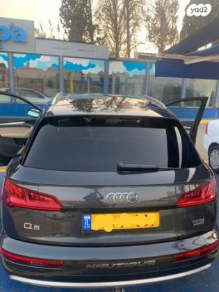 אאודי Q5 4X4 Luxury אוט' 2.0 (252 כ"ס) בנזין 2017 למכירה בהרצליה