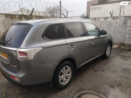 מיצובישי אאוטלנדר Instyle אוט' 7 מק' 2.0 (150 כ"ס) בנזין 2015 למכירה בנתיב השיירה
