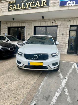 וולוו XC40 T3 Momentum אוט' 1.5 (163 כ''ס) בנזין 2022 למכירה ביפיע