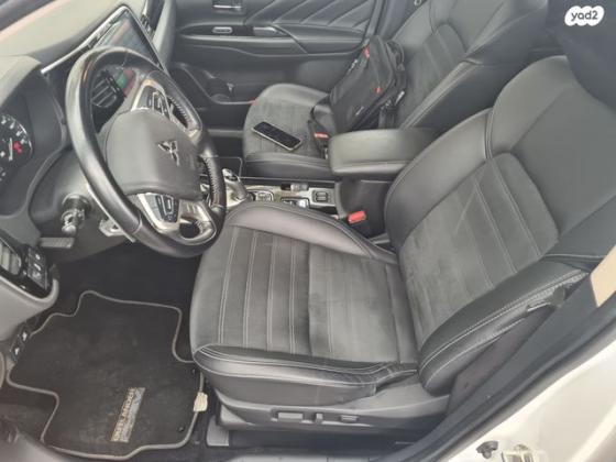 מיצובישי אאוטלנדר PHEV 4X4 Supreme הייבריד אוט' 5 מק' 2.4 (135 כ''ס) היברידי חשמל / בנזין 2020 למכירה בגן יבנה