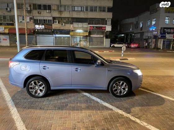 מיצובישי אאוטלנדר PHEV 4X4 הייבריד אוט' 5 מק' 2.0 (121 כ''ס) היברידי חשמל / בנזין 2014 למכירה בדימונה
