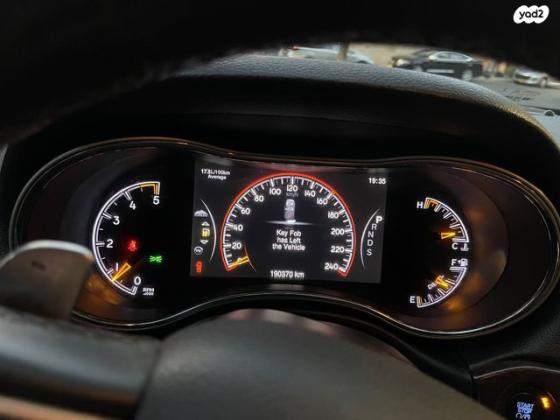 ג'יפ / Jeep גרנד צ'ירוקי 4X4 Limited אוט' דיזל 3.0 (241 כ"ס) דיזל 2014 למכירה ברמת גן