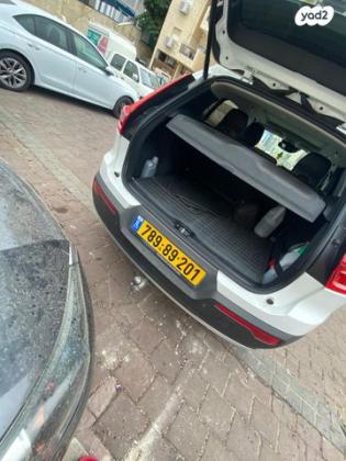 וולוו XC40 T3 Momentum Leather אוט' 1.5 (163 כ''ס) בנזין 2020 למכירה באלעד