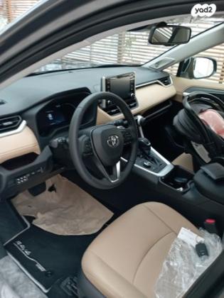 טויוטה RAV4 הייבריד 4X4 E-xclusive הייבריד אוט' 2.5 (178 כ''ס) בנזין 2022 למכירה בשפרעם