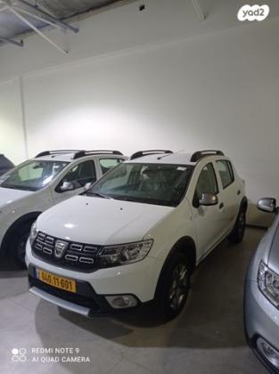 דאצ'יה סנדרו Laureate אוט' בנזין 0.9 (90 כ''ס) בנזין 2021 למכירה בראש העין