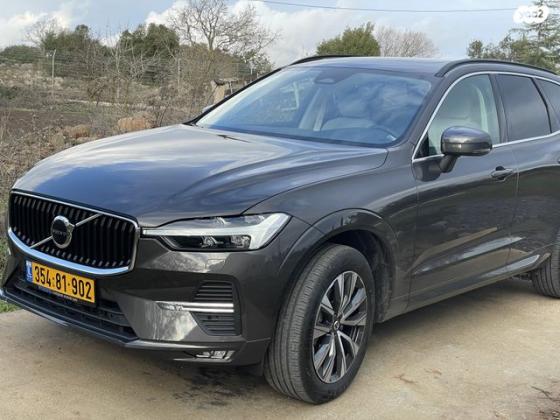 וולוו XC60 B5 Momentum אוט' 2.0 (250 כ''ס) בנזין 2022 למכירה בעין זיוון