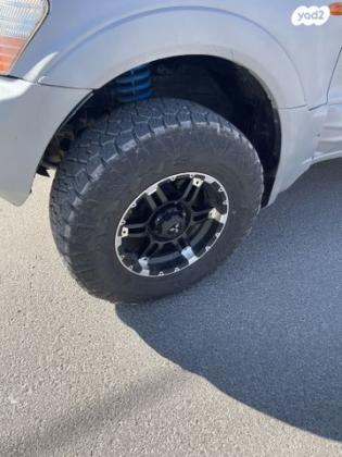 מיצובישי פג'רו קצר 4X4 GLX ידני דיזל 5 מק' 3.2 (165 כ''ס) דיזל 2001 למכירה במעלות תרשיחא