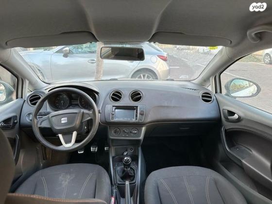 סיאט איביזה Reference ידני 5 דל' 1.4 (85 כ"ס) בנזין 2012 למכירה בראשון לציון