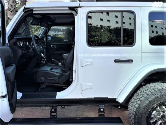 ג'יפ / Jeep רנגלר ארוך 4X4 Rubicon 392 אוט' 5 דל' 6.4 (470 כ''ס) קב' 1 בנזין 2022 למכירה בתל אביב יפו