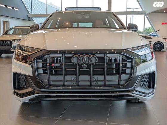 אאודי Q8 4X4 Comfort Luxury אוט' דיזל 3.0 (286 כ''ס) דיזל 2023 למכירה בהרצליה