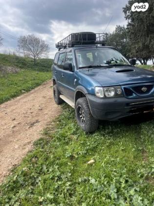 ניסאן טראנו ארוך 4X4 SR אוט' דיזל 2.7 (125 כ''ס) דיזל 2001 למכירה בתל אביב יפו