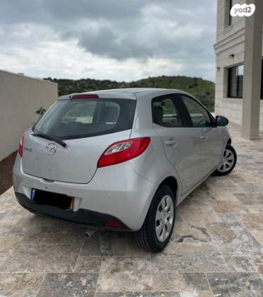 מאזדה H Dynamic אוט' 1.5 (103 כ"ס) בנזין 2011 למכירה בראשון לציון