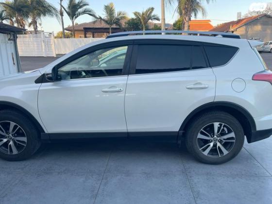 טויוטה RAV4 ארוך 4X4 GLI MC אוט' 2.0 (152 כ"ס) בנזין 2017 למכירה בקרית גת