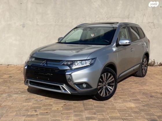 מיצובישי אאוטלנדר Instyle אוט' 7 מק' 2.0 (150 כ"ס) בנזין 2019 למכירה בנתניה