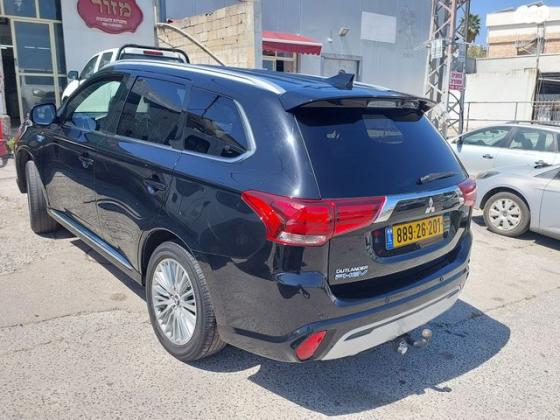 מיצובישי אאוטלנדר PHEV 4X4 Luxury הייבריד אוט' 5 מק' 2.4 (135 כ''ס) היברידי חשמל / בנזין 2020 למכירה בטבריה
