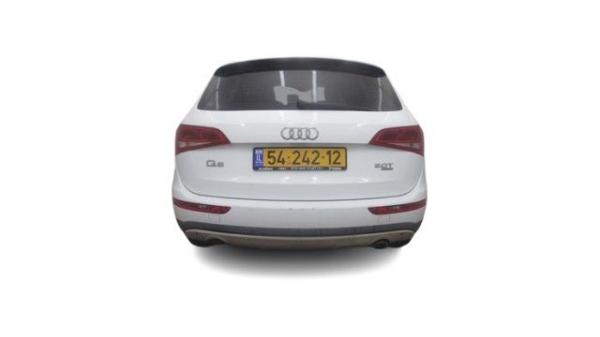 אאודי Q5 4X4 Executive אוט' 2.0 (225 כ''ס) בנזין 2013 למכירה ב