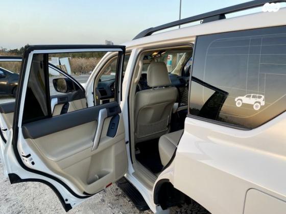 טויוטה לנד קרוזר ארוך 4X4 Luxury 5 אוט' דיזל 5 מק' 2.8 (177 כ"ס) דיזל 2019 למכירה בחיפה