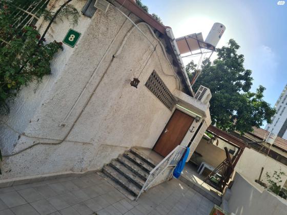 אמיר 8 (מתחם נגבה)