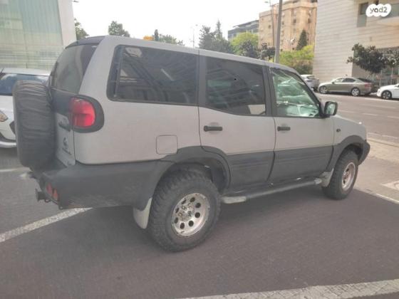 ניסאן טראנו ארוך 4X4 SE אוט' דיזל 3.0 (154 כ''ס) דיזל 2005 למכירה בראשון לציון