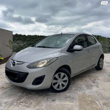 מאזדה H Dynamic אוט' 1.5 (103 כ"ס) בנזין 2011 למכירה בראשון לציון