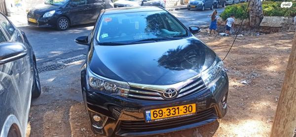 טויוטה קורולה GLI-FL אוט' 1.6 (132 כ''ס) [2013-2016] בנזין 2014 למכירה בנתניה
