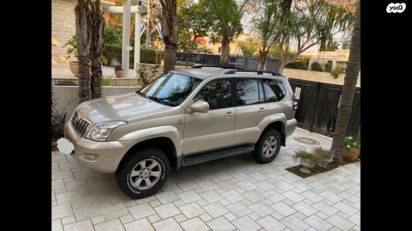 טויוטה לנד קרוזר ארוך 4X4 STD אוט' דיזל 8 מק' 3.0 (173 כ''ס) דיזל 2008 למכירה בחדרה