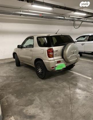טויוטה RAV4 קצר 4X4 STD אוט' 2.0 (150 כ''ס) [2001-2006] בנזין 2006 למכירה בתל אביב יפו