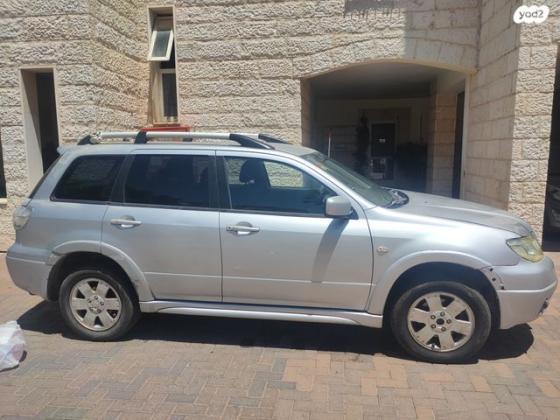 מיצובישי אאוטלנדר 4X4 Comfort אוט' 5 מק' 2.4 (160 כ''ס) בנזין 2008 למכירה בבית שמש