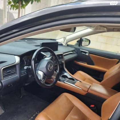 לקסוס RX300 4X4 Premium אוט' 2.0 (238 כ''ס) בנזין 2021 למכירה בבית שאן