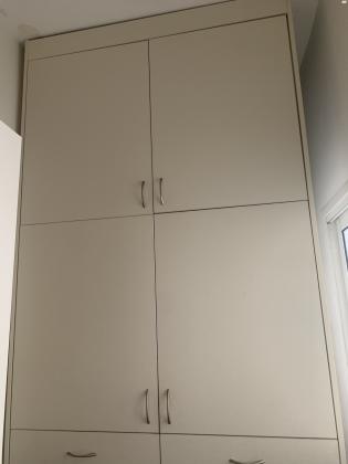 ארון מנגר פרטי סנדויץ מכיל