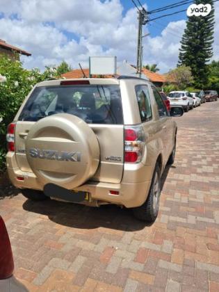 סוזוקי גרנד ויטרה 4X4 JLX-E אוט' 3 דל' 2.4 (166 כ''ס) בנזין 2009 למכירה בפתח תקווה