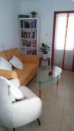 ספה זוגית יפה, חדשה ונוחה מאוד