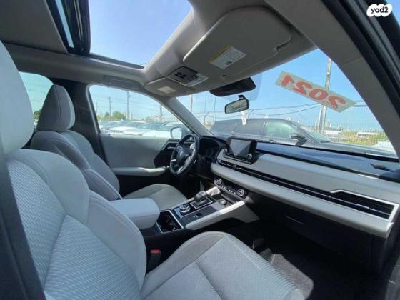 מיצובישי אאוטלנדר Instyle אוט' 7 מק' 2.5 (181 כ"ס) בנזין 2021 למכירה בנתניה