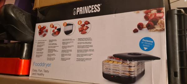 מייבש מזון במצב כמו חדש מייבש מזון