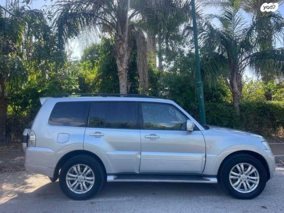 מיצובישי פג'רו ארוך 4X4 Dakar אוט' דיזל 7 מק' 3.2 (200 כ''ס) דיזל 2015 למכירה באשדות יעקב איחוד