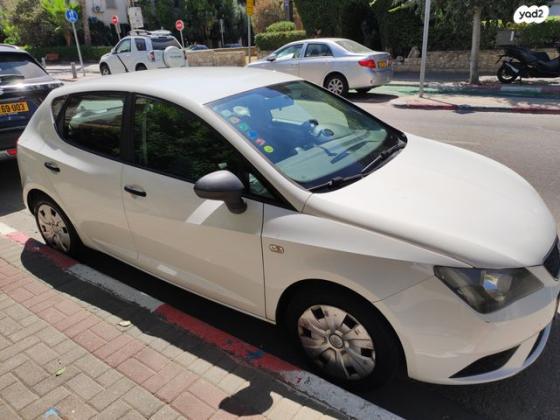 סיאט איביזה Reference ידני 5 דל' 1.2 (90 כ"ס) בנזין 2015 למכירה בתל אביב יפו