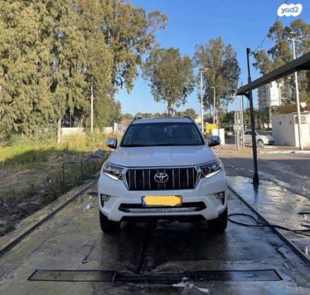 טויוטה לנד קרוזר קצר 4X4 Luxury אוט' דיזל 2.8 (177 כ"ס) דיזל 2019 למכירה בעכו