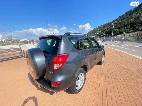 טויוטה RAV4 ארוך 4X4 GLI אוט' 2.0 (152 כ''ס) בנזין 2008 למכירה בחיפה