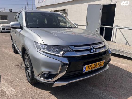 מיצובישי אאוטלנדר Instyle אוט' 7 מק' 2.0 (150 כ"ס) בנזין 2018 למכירה בחולון
