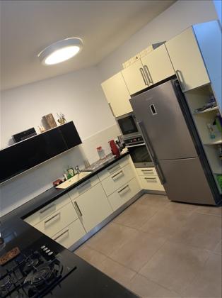 דירה 4 חדרים למכירה בפתח תקווה | מרדכי בן דרור | נווה דקלים