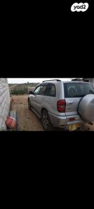 טויוטה RAV4 ארוך 4X4 STD אוט' 2.0 (150 כ''ס) [2001-2006] בנזין 2005 למכירה בחורה
