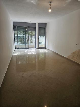 הבוסתן 10 (שרת)