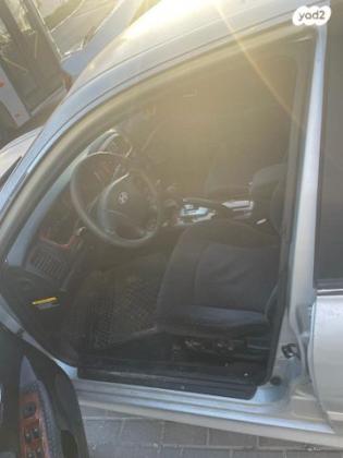 יונדאי סונטה GL אוט' 2.0 (136 כ''ס) בנזין 2004 למכירה ביקנעם עילית