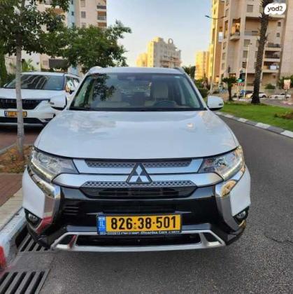 מיצובישי אאוטלנדר Intense אוט' 7 מק' 2.0 (150 כ"ס) בנזין 2019 למכירה בראשון לציון