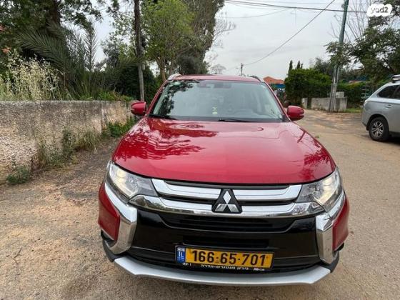 מיצובישי אאוטלנדר Premium אוט' 7 מק' 2.0 (150 כ''ס) בנזין 2018 למכירה בחדרה