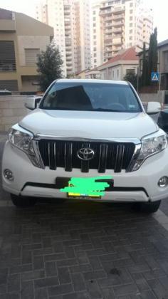 טויוטה לנד קרוזר קצר 4X4 Luxury אוט' דיזל 2.8 (177 כ"ס) דיזל 2017 למכירה בחולון